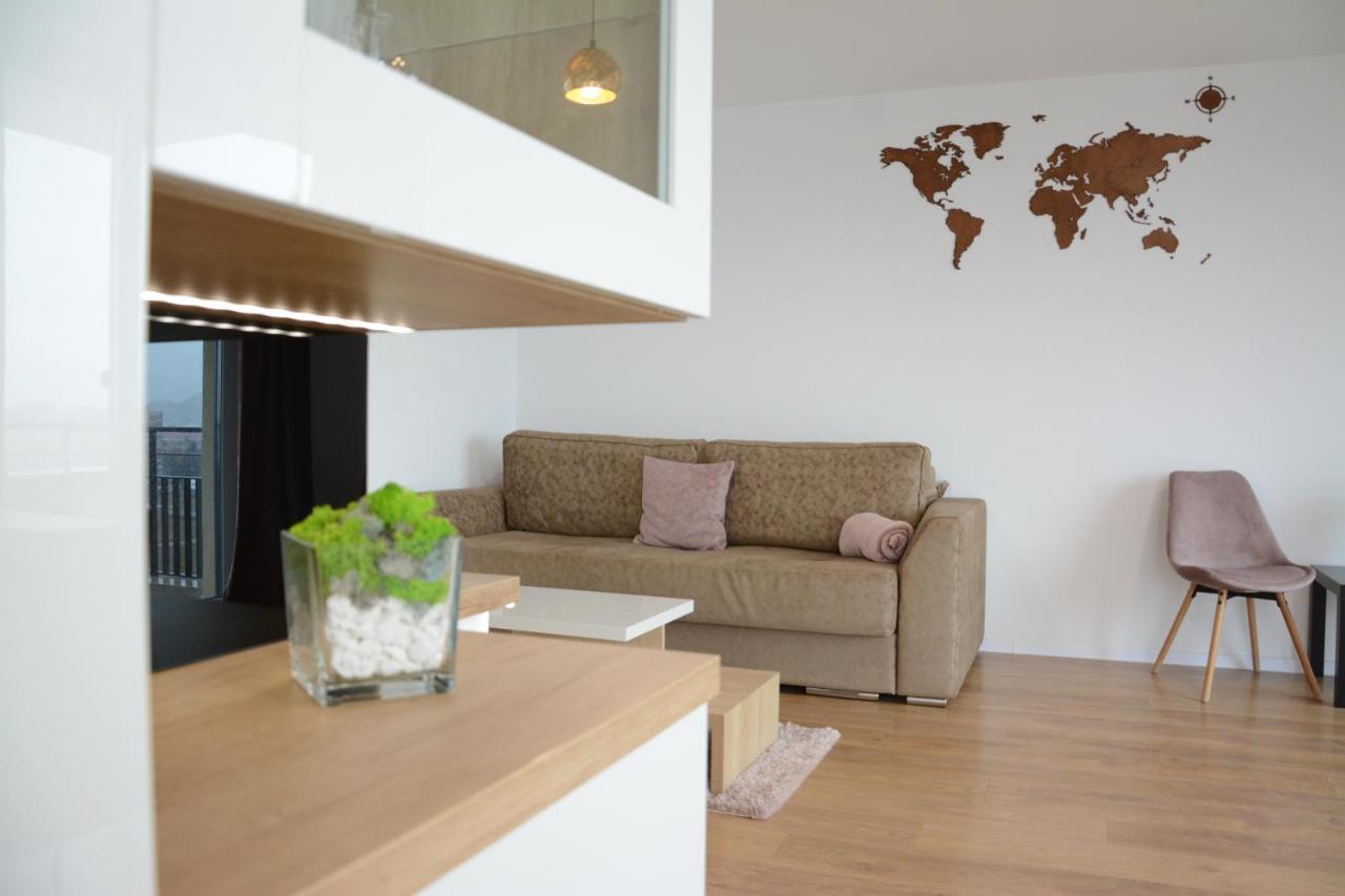 Luxury Panorama Apartament,Coresi Brasov Bagian luar foto